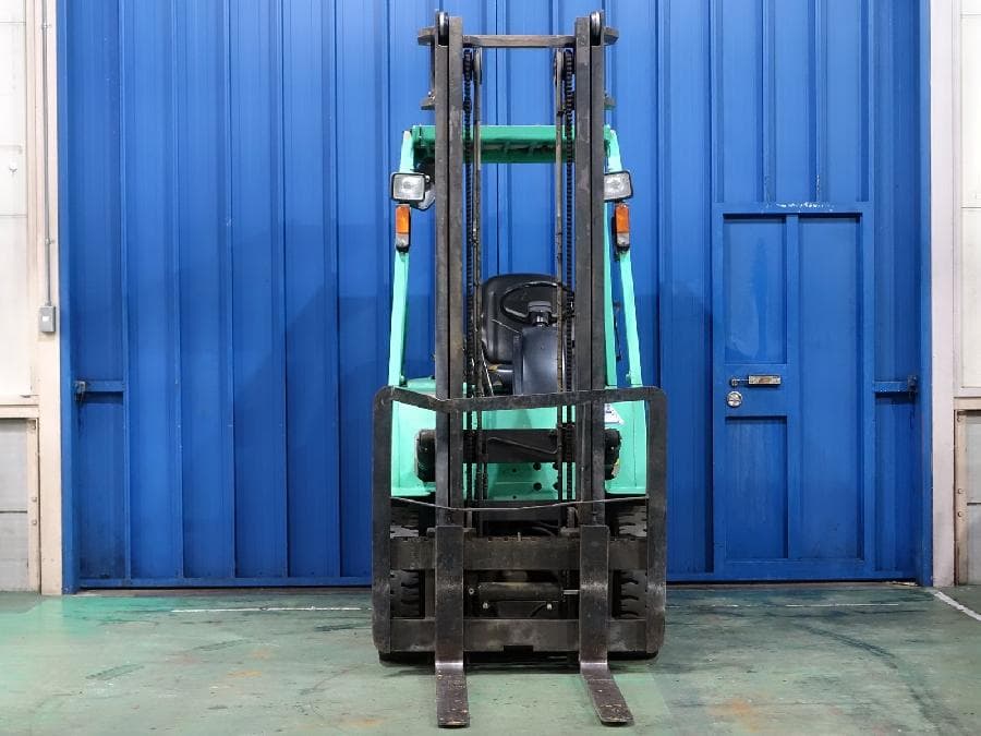 Forklift — Auction (lot 1207-6555947)