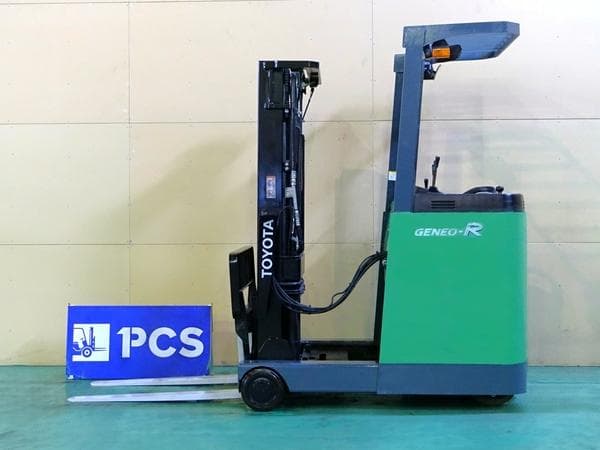 Reach Forklift — Auction (lot 1207-6557160)