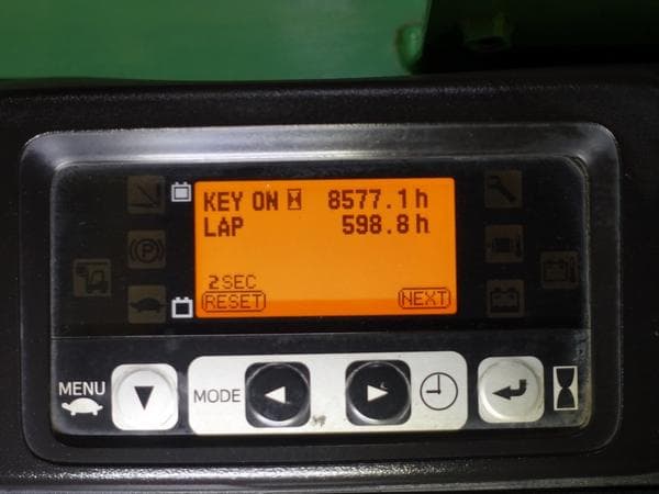 Reach Forklift — Auction (lot 1207-6557160)