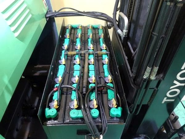 Reach Forklift — Auction (lot 1207-6557160)