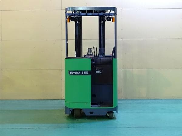 Reach Forklift — Auction (lot 1207-6558294)