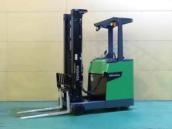 Reach Forklift — Auction (lot 1207-6558294)