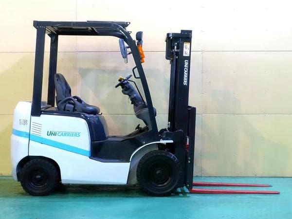 Forklift — Auction (lot 1207-6558847)