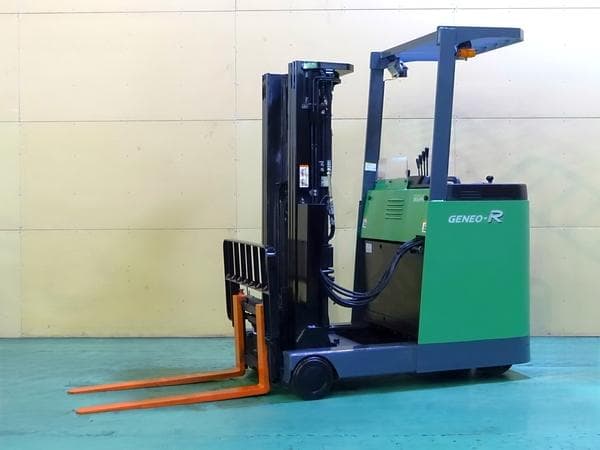 Reach Forklift — Auction (lot 1207-6559197)