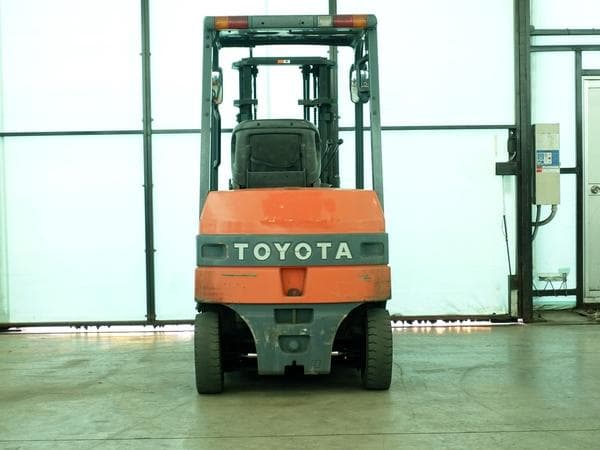 Battery Forklift — Auction (lot 1207-6559215)