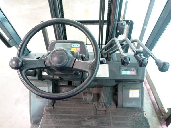 Battery Forklift — Auction (lot 1207-6559215)