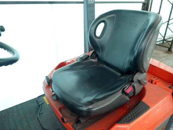 Battery Forklift — Auction (lot 1207-6559215)