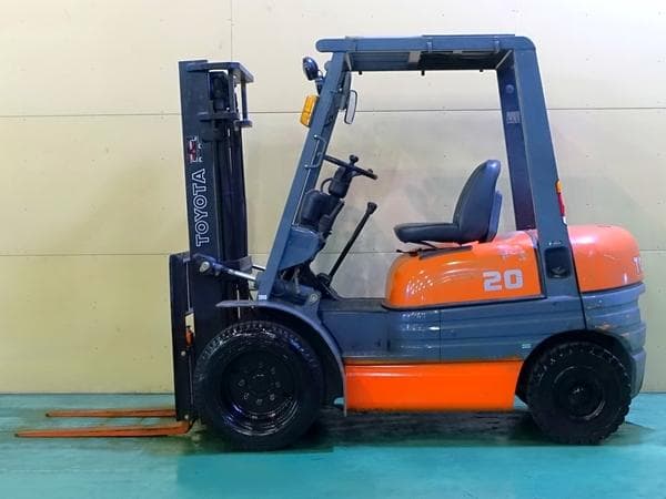 Forklift — Auction (lot 1207-6564661)