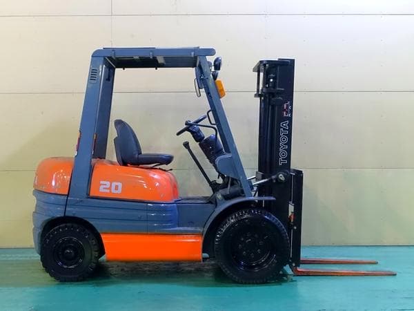 Forklift — Auction (lot 1207-6564661)