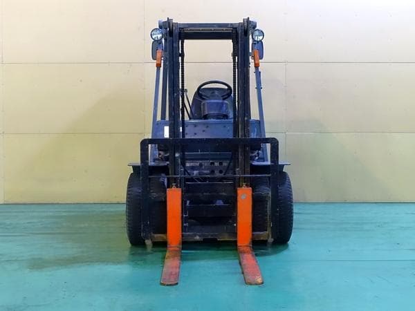 Forklift — Auction (lot 1207-6564661)