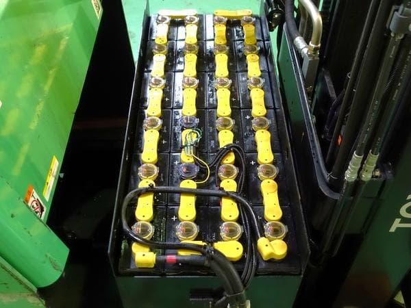 Reach Forklift — Auction (lot 1207-6565290)