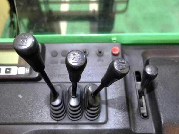 Reach Forklift — Auction (lot 1207-6565654)