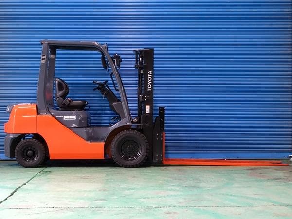 Forklift — Auction (lot 1207-6567229)