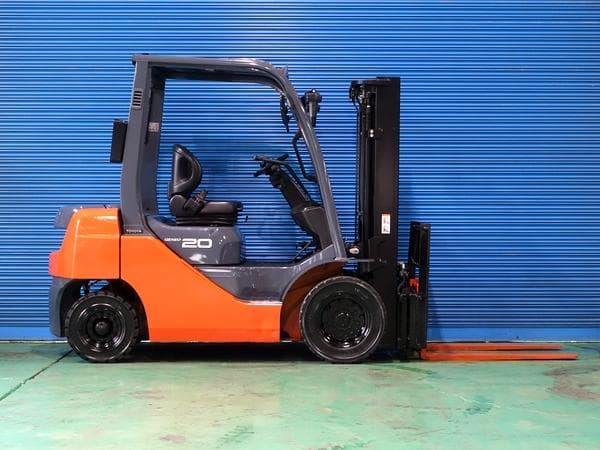 Forklift — Auction (lot 1207-6569163)