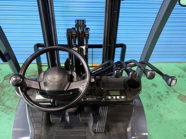 Forklift — Auction (lot 1207-6569163)
