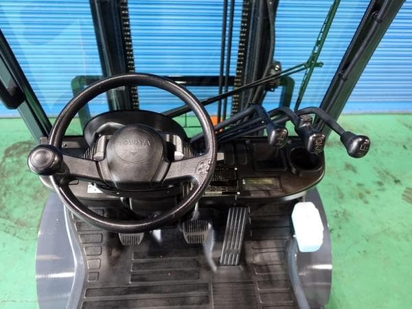 Forklift — Auction (lot 1207-6569307)