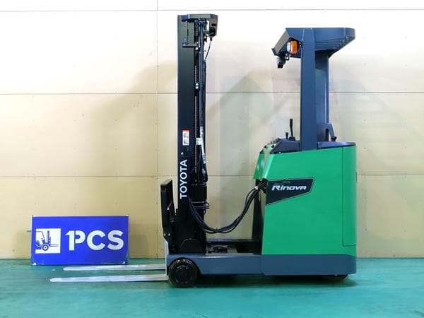 Reach Forklift — Auction (lot 1207-6569378)
