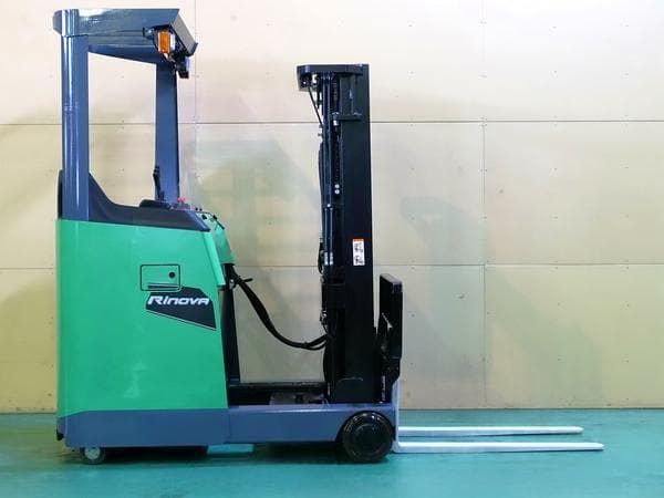 Reach Forklift — Auction (lot 1207-6571898)