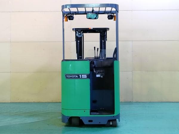Reach Forklift — Auction (lot 1207-6571898)