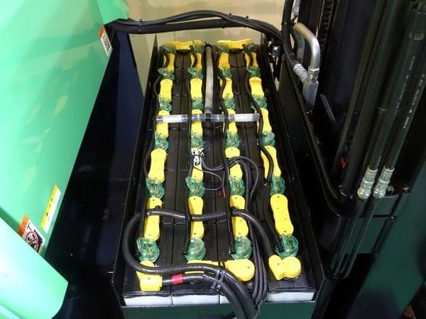 Reach Forklift — Auction (lot 1207-6571898)