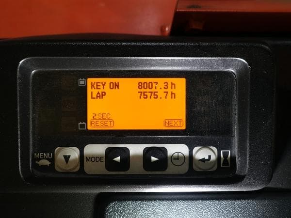 Reach Forklift — Auction (lot 1207-6572029)