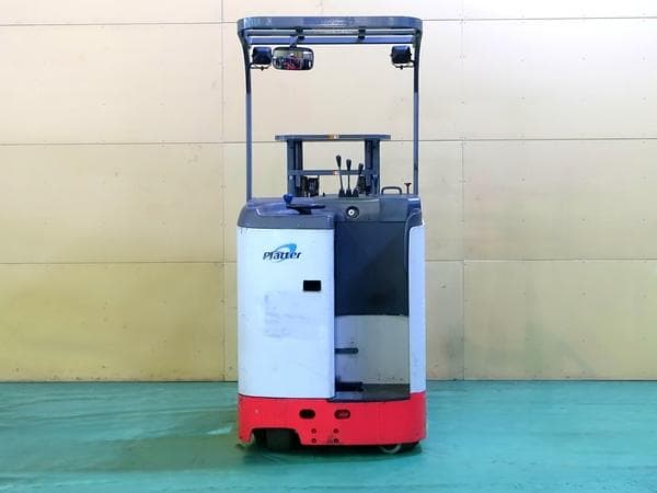 Reach Forklift — Auction (lot 1207-6572376)
