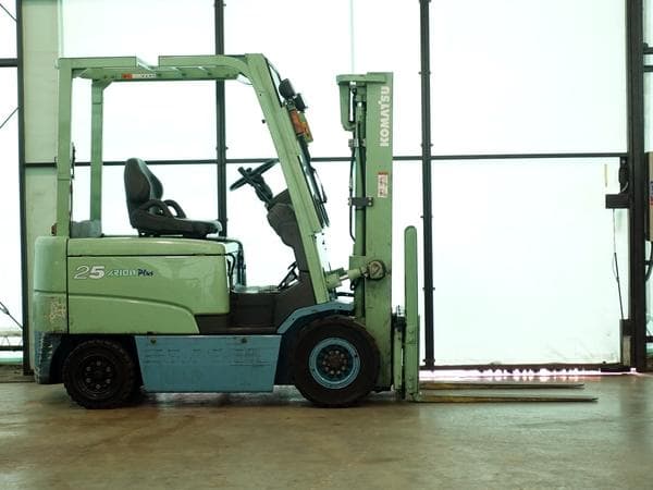 Battery Forklift — Auction (lot 1207-6572566)