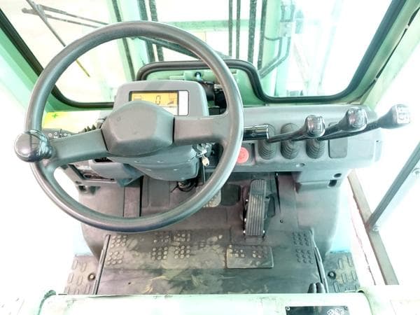 Battery Forklift — Auction (lot 1207-6572566)