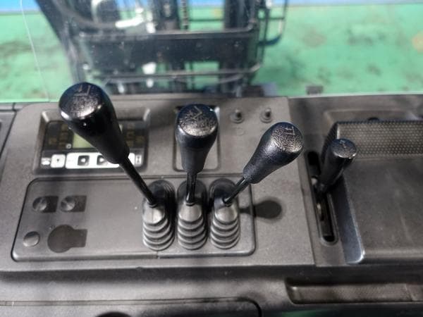 Reach Forklift — Auction (lot 1207-6572906)