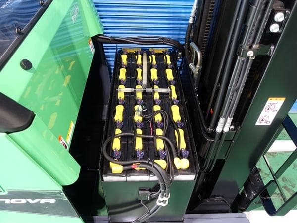 Reach Forklift — Auction (lot 1207-6572906)