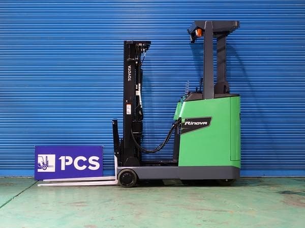 Reach Forklift — Auction (lot 1207-6572925)