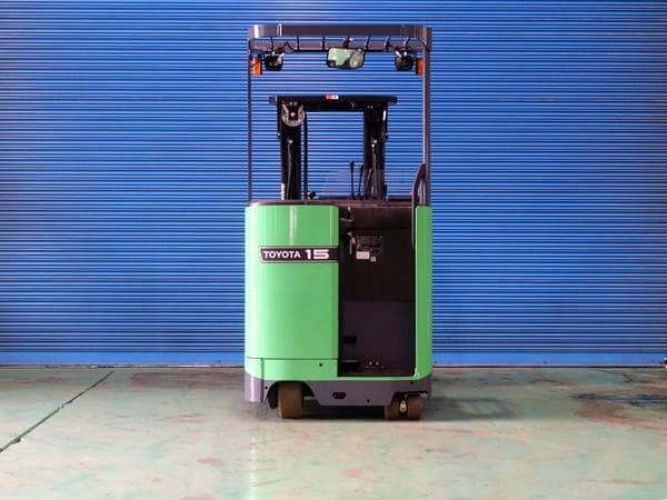 Reach Forklift — Auction (lot 1207-6572925)