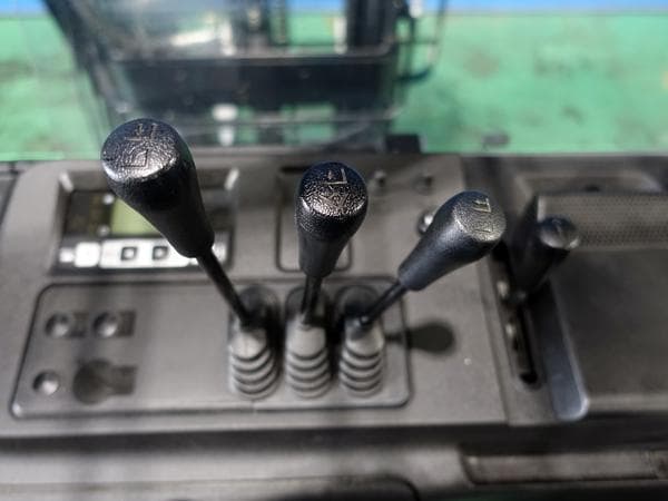 Reach Forklift — Auction (lot 1207-6572925)