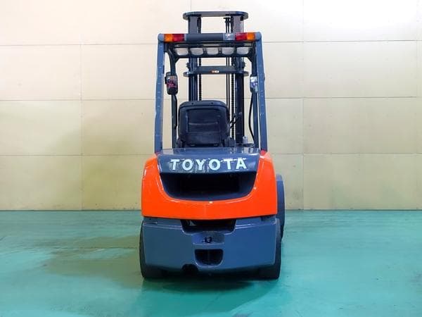 Forklift — Auction (lot 1207-6581063)