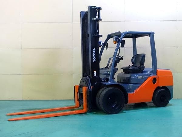 Forklift — Auction (lot 1207-6581063)