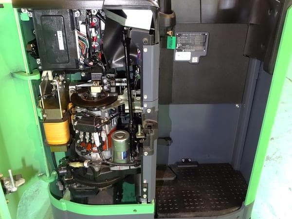 Reach Forklift — Auction (lot 1207-6581072)