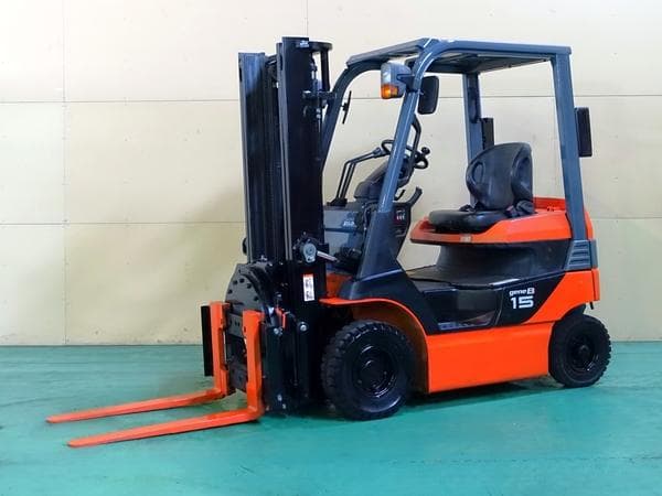 Battery Forklift — Auction (lot 1207-6581093)