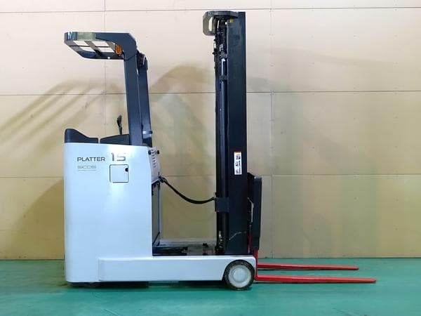 Reach Forklift — Auction (lot 1207-6581984)
