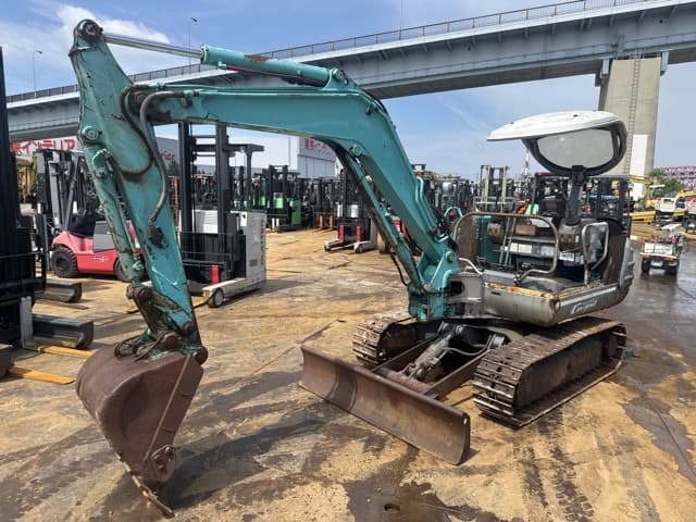 MINI EXCAVATOR — Auction (lot 8451-10005)