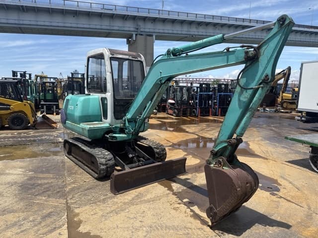 MINI EXCAVATOR — Auction (lot 8451-10008)
