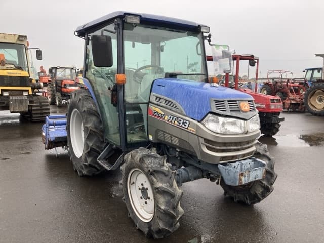Tractor — Auction (lot 8451-1001)