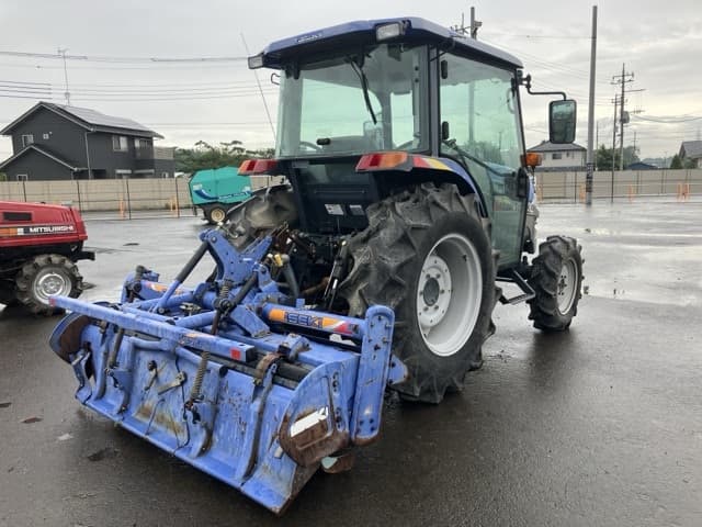 Tractor — Auction (lot 8451-1001)
