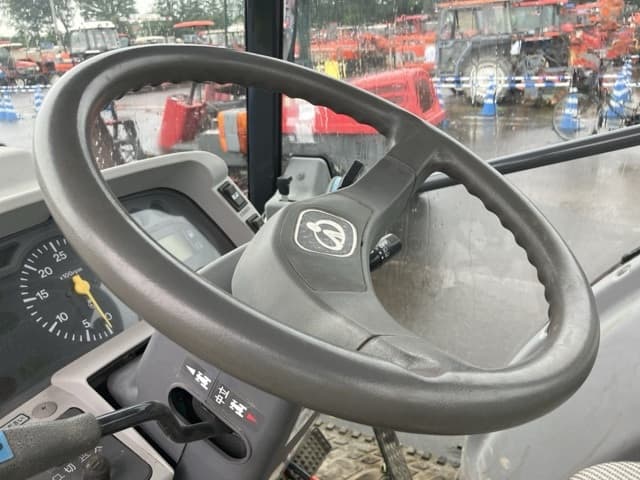 Tractor — Auction (lot 8451-1001)