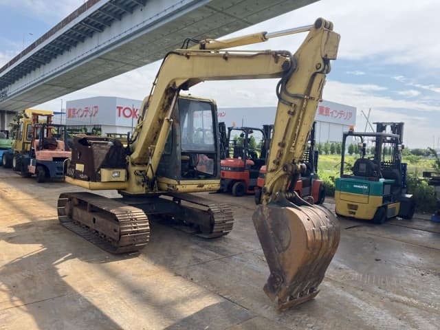 EXCAVATOR — Auction (lot 8451-10012)