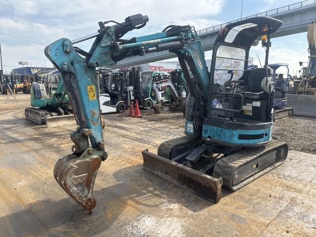 MINI EXCAVATOR — Auction (lot 8451-10018)