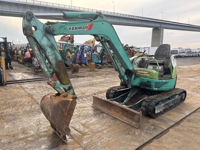 MINI EXCAVATOR — Auction (lot 8451-10019)