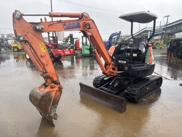 MINI EXCAVATOR — Auction (lot 8451-10021)