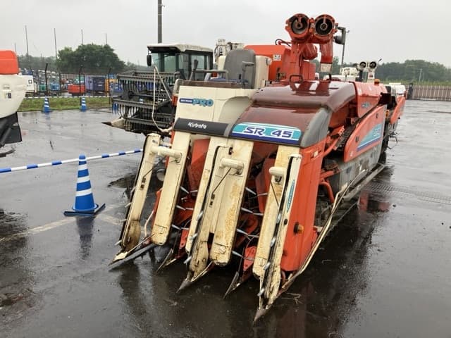 Combine — Auction (lot 8451-1004)