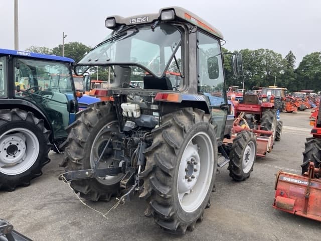 Tractor — Auction (lot 8451-1020)