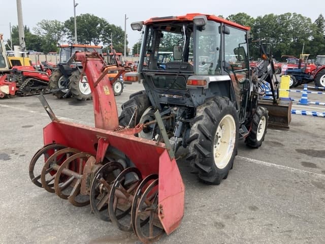 Tractor — Auction (lot 8451-1026)